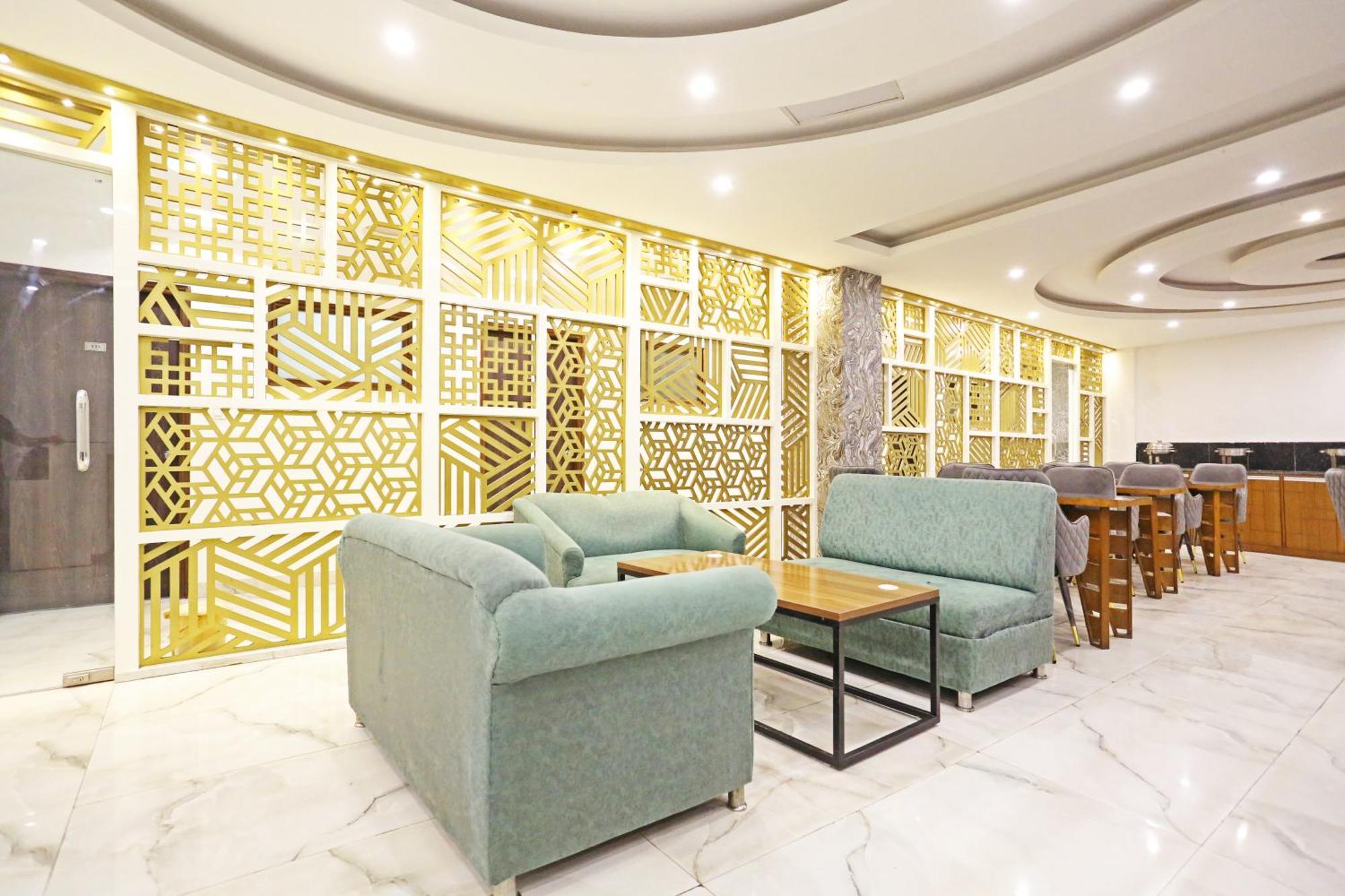Hotel Ambrosia - A Boutique Hotel New Delhi Bagian luar foto
